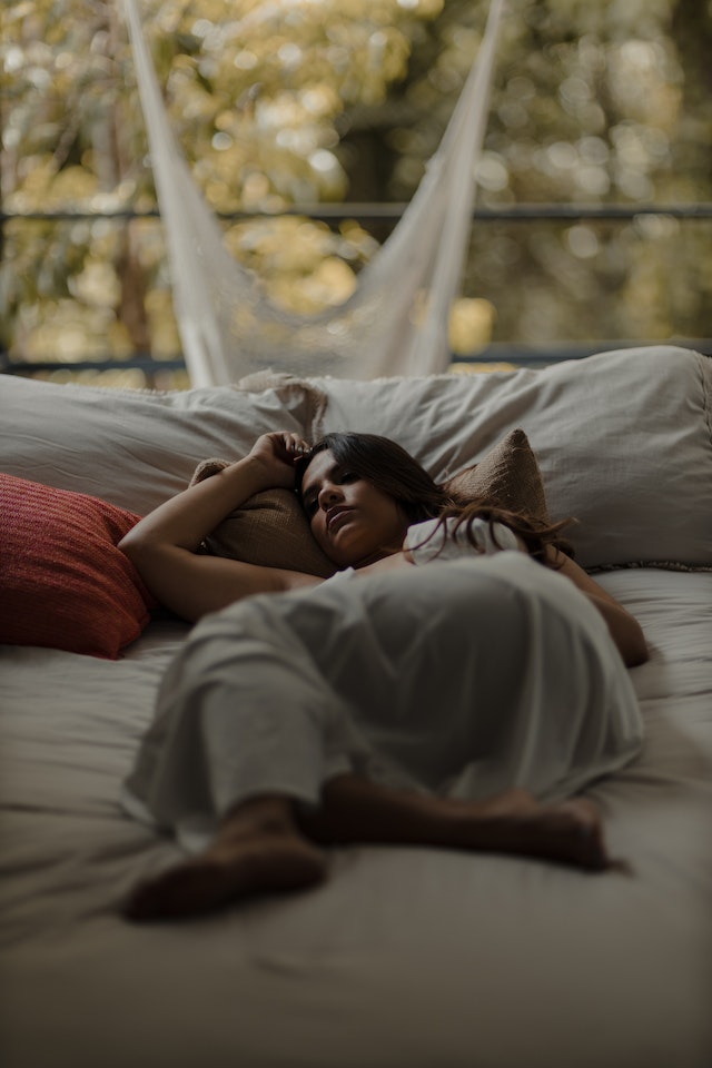 how-to-sleep-easy-with-cbd